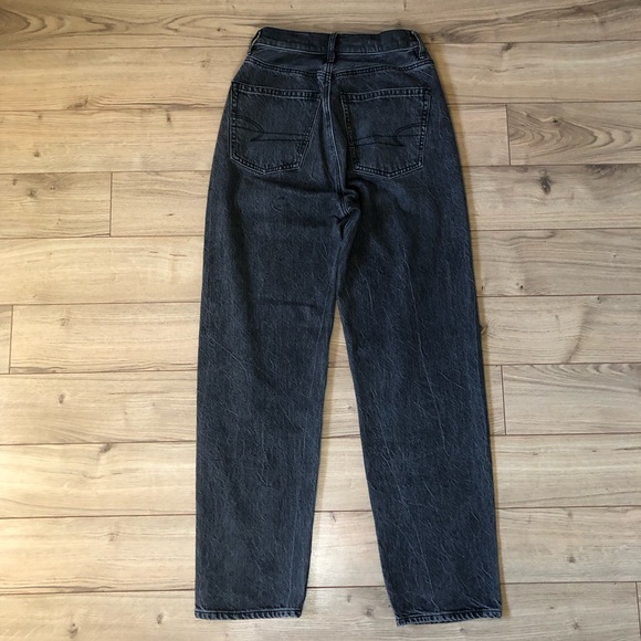 Women’s American Eagle Outfitters Washed Black Baggy Jean denim size 00 short - Picture 11 of 14